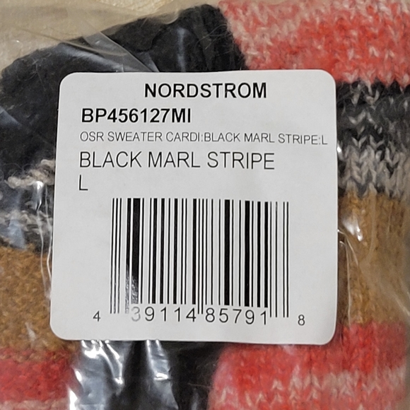 BP Crop Cardigan In Black Marl Stripe - Picture 5 of 6